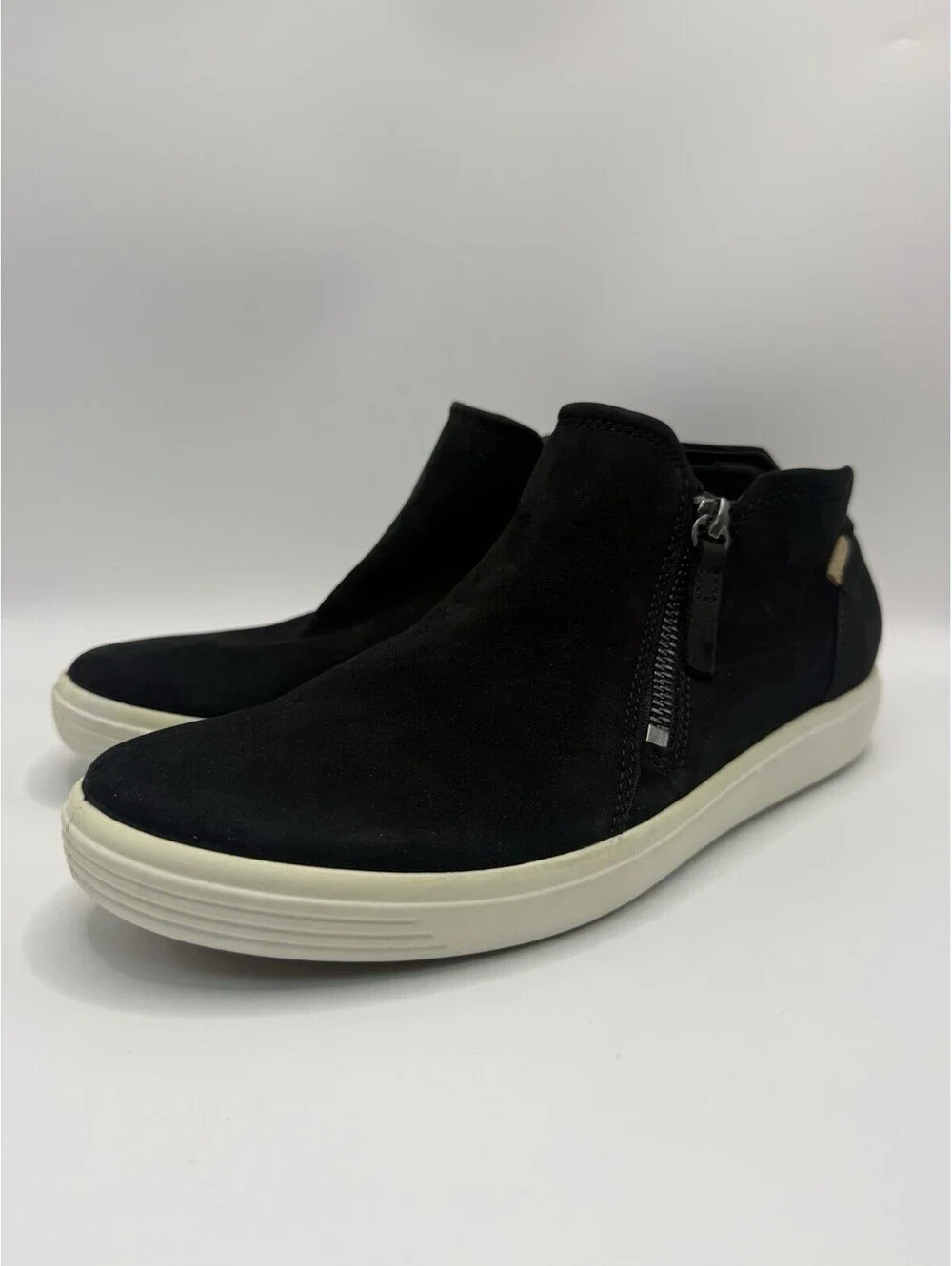Ecco Soft 7 Low Womens Size 9 Shoes Black Nubuck Leather Zip Comfort Boots NWOB